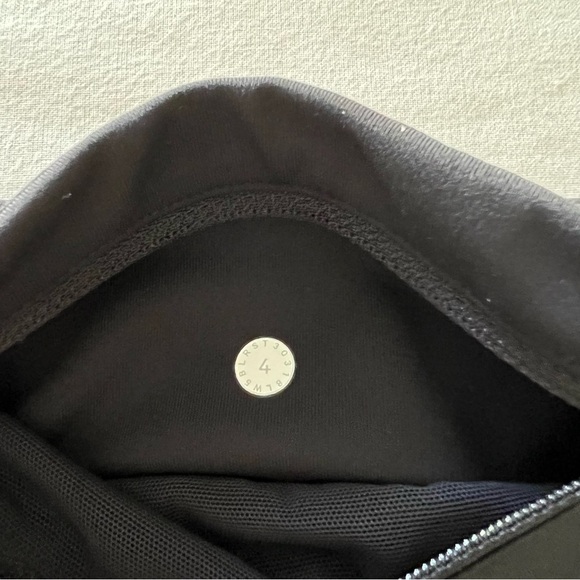 Lululemon Speed Up Tight Mesh 28 Leggings in Black - Picture 16 of 16